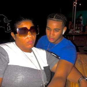 Meet your Posher, Wanderlin